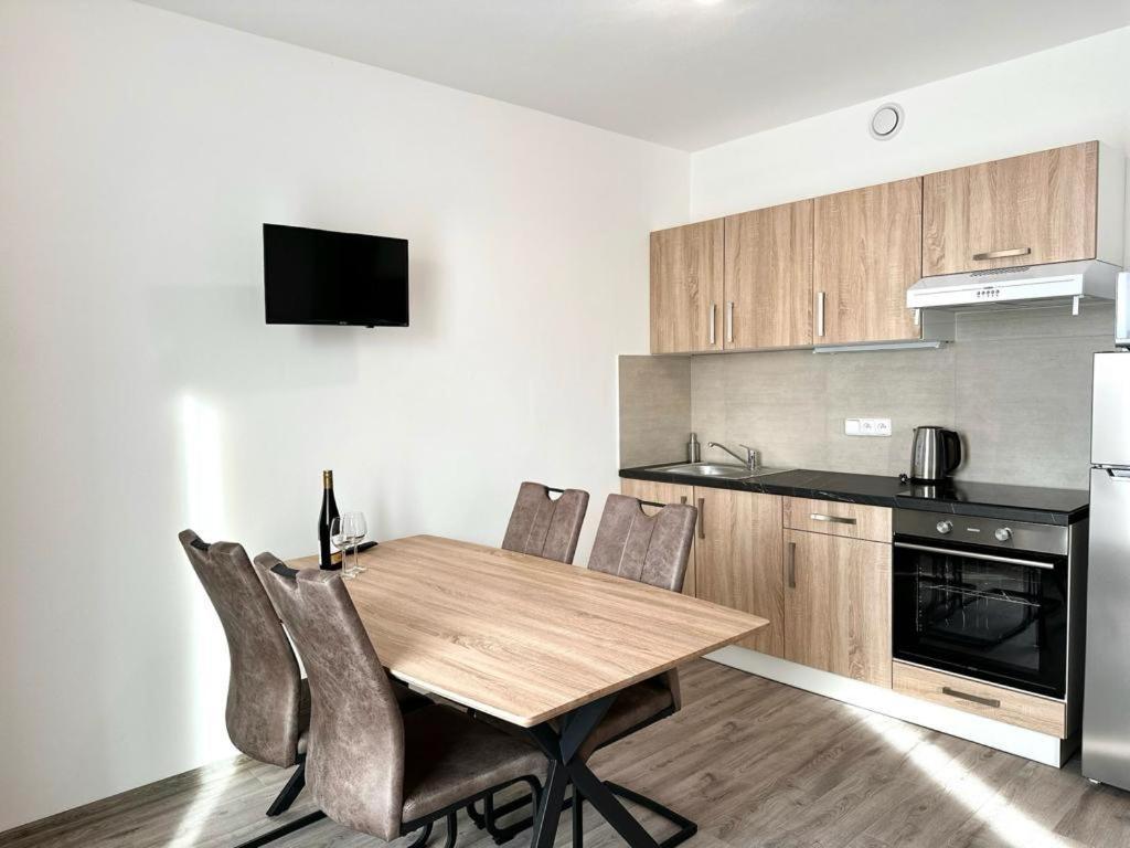 Sky Apartments 505 Пльзень Экстерьер фото